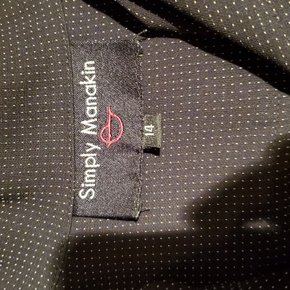 Light black pot dot blazer from ' 'SimplyManakin', size 14 - Picture 5 of 5